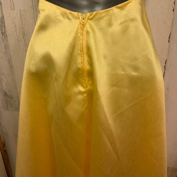 Formal Gown - Picture 6 of 7